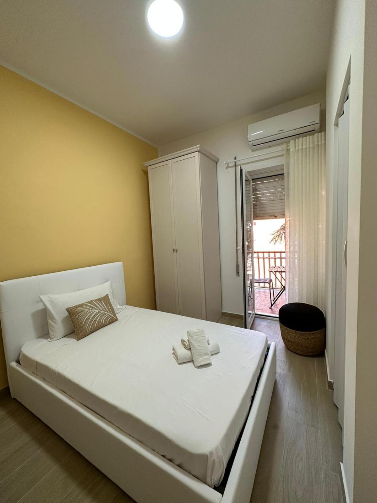 The Roman Guesthouse Exterior photo
